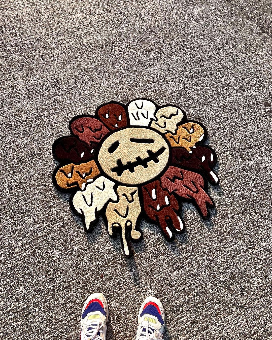 Melting Brown Murakami Rainbow Flower Rug