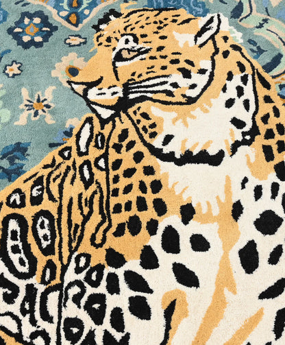 Traditional Tiger Handmade Area Rug