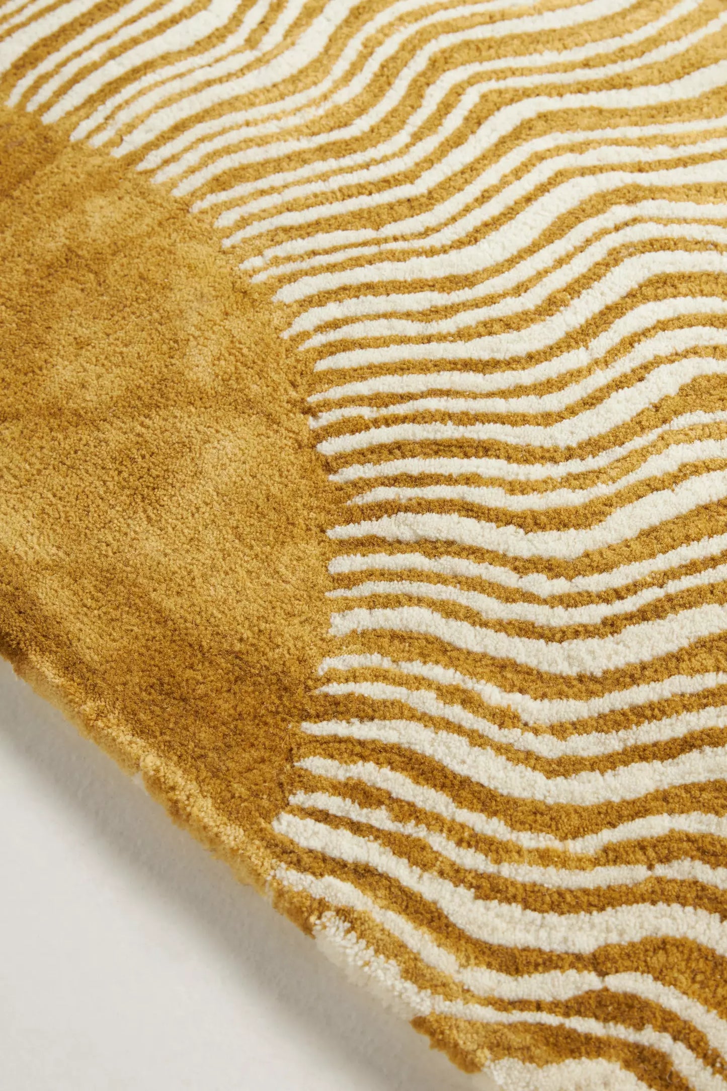 Golden Ray Handmade Rug