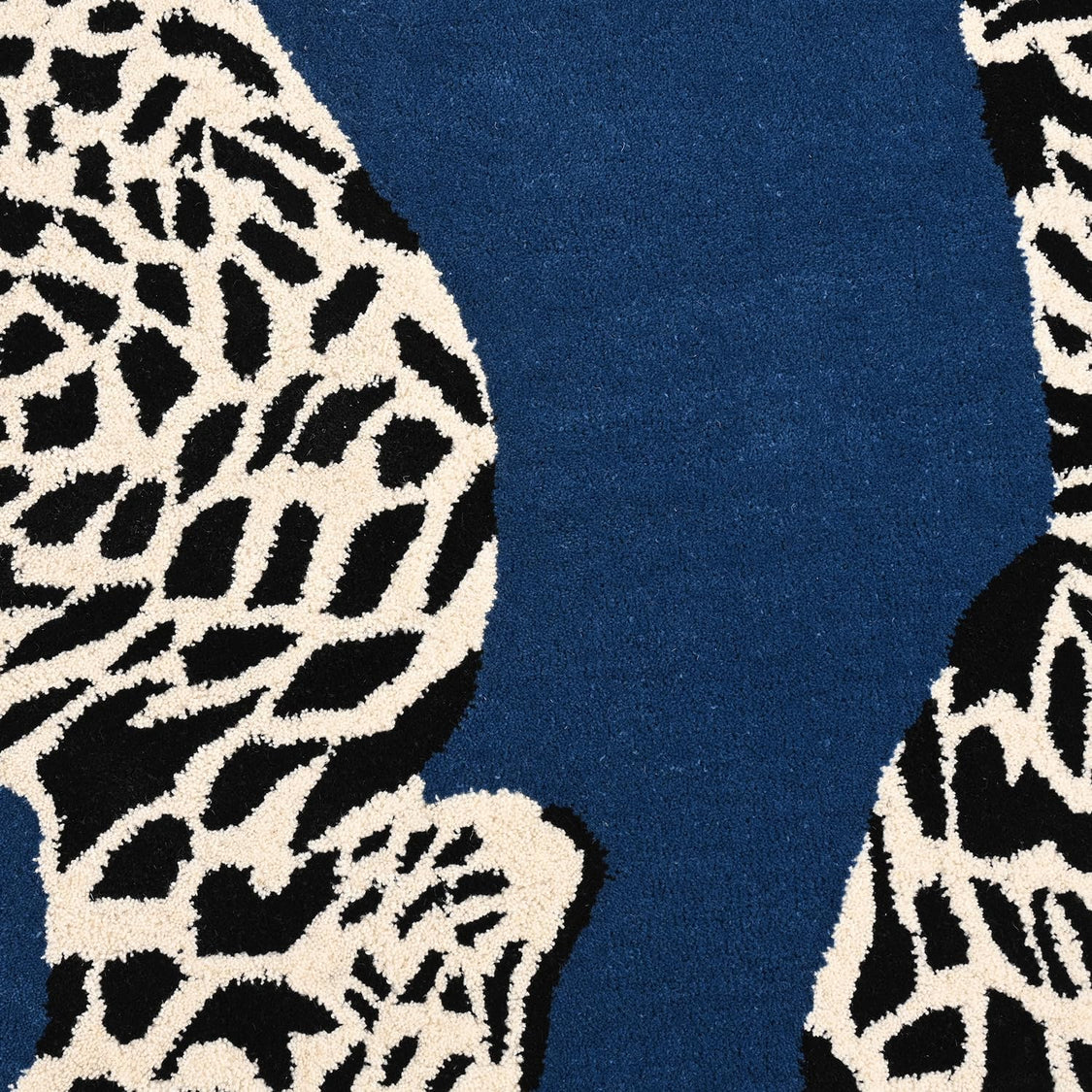 Leopard Climbing Handmade Rug