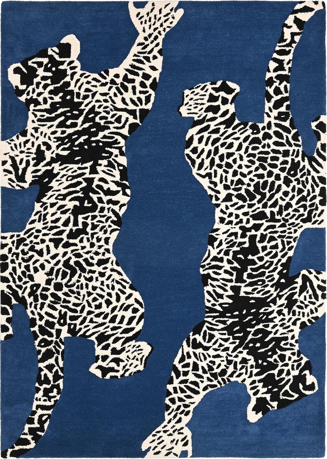 Leopard Climbing Handmade Rug