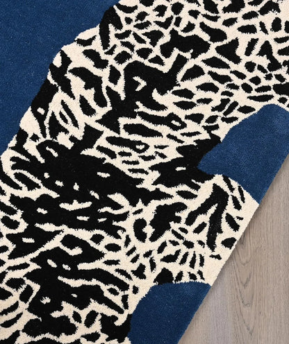 Leopard Climbing Handmade Rug