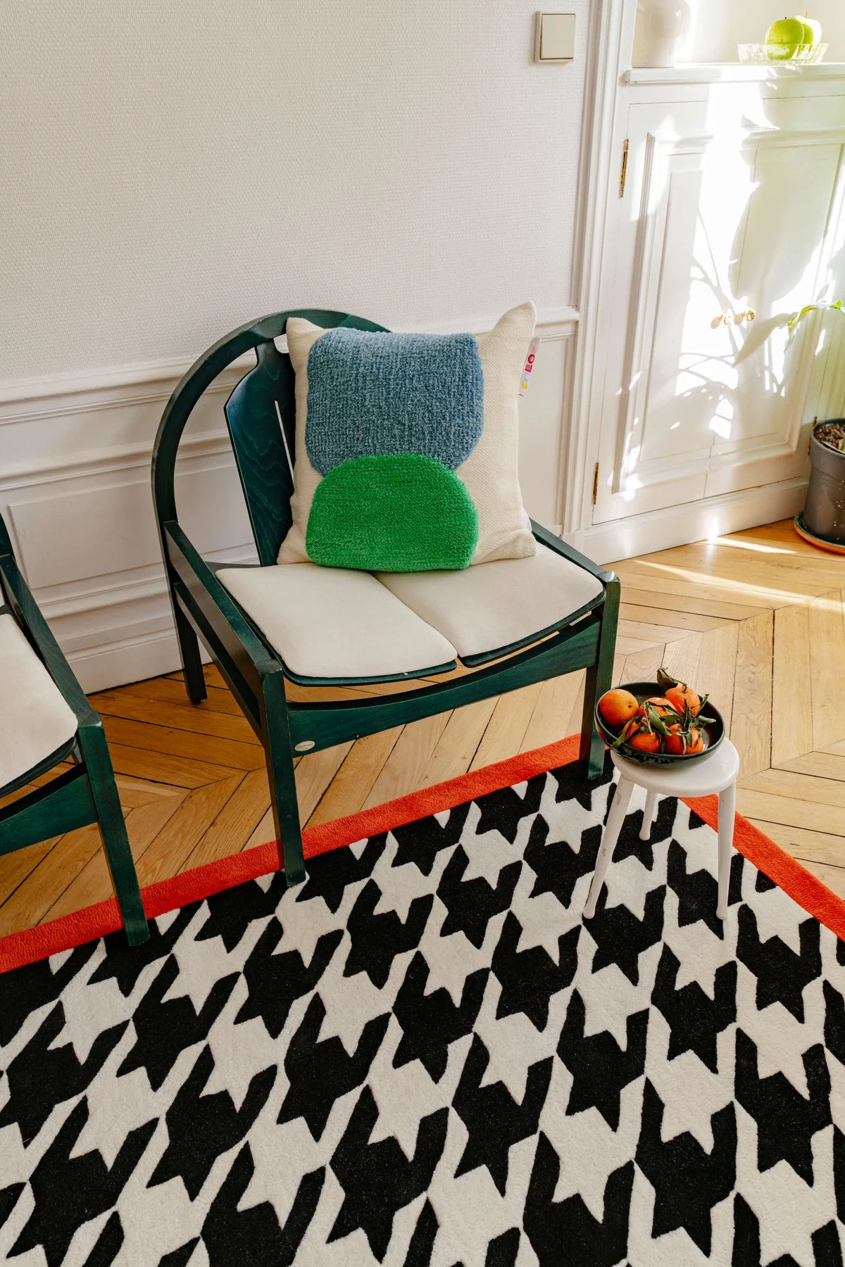 Houndstooth Pattern Handmade Premium Rug