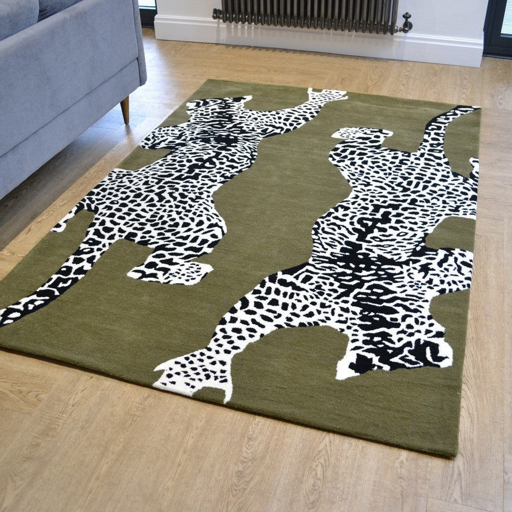 Leopard Climbing Handmade Rug